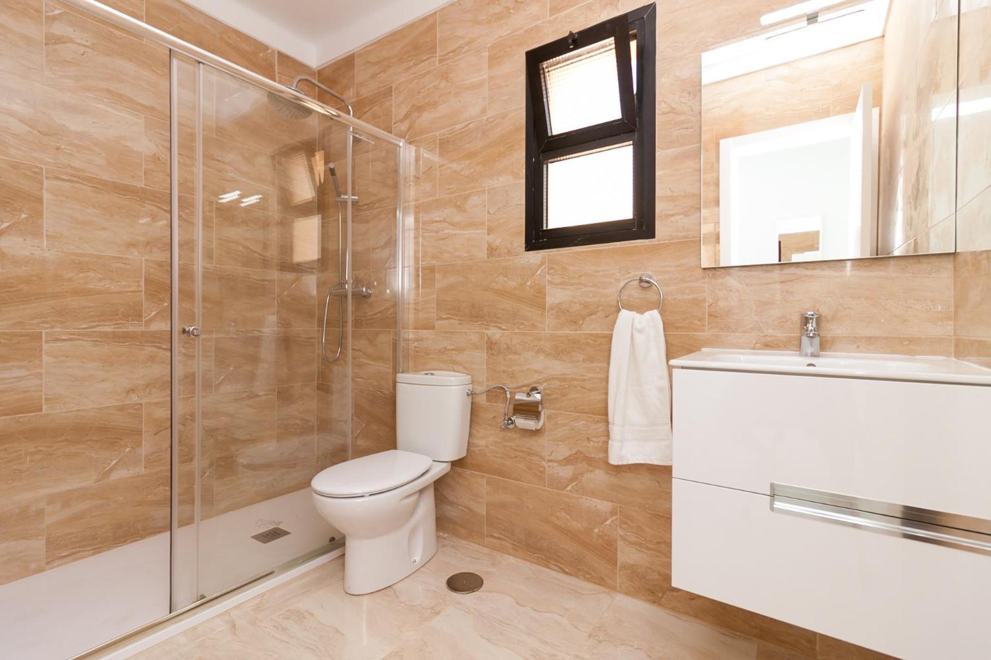 Canovas - Antali Con Piscina En Zona Nerja