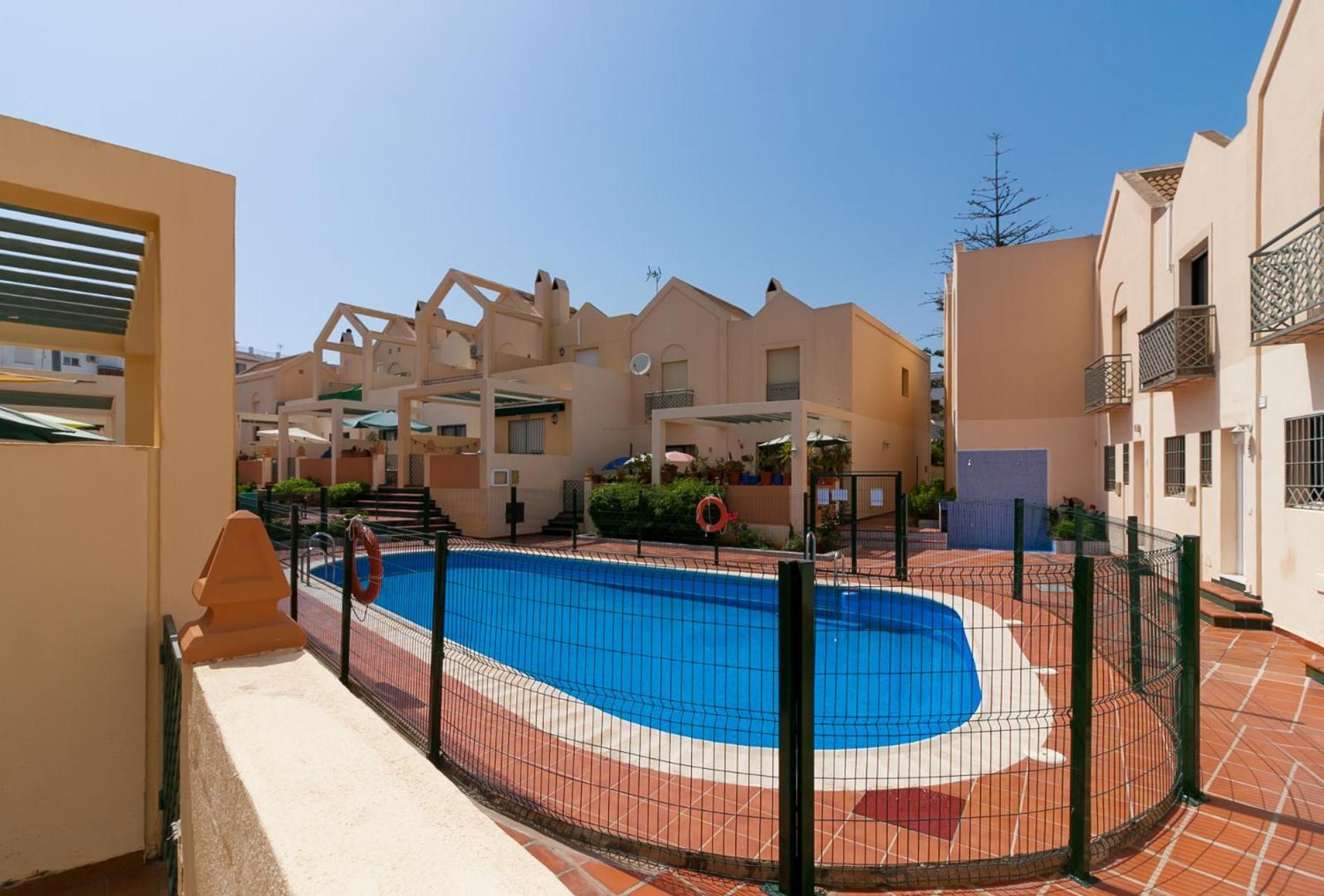 Canovas - Antali Con Piscina En Zona